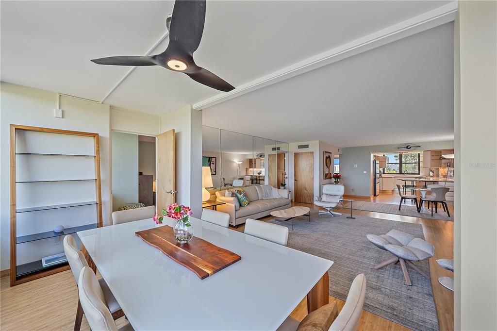 For Sale: $874,500 (2 beds, 2 baths, 1601 Square Feet)