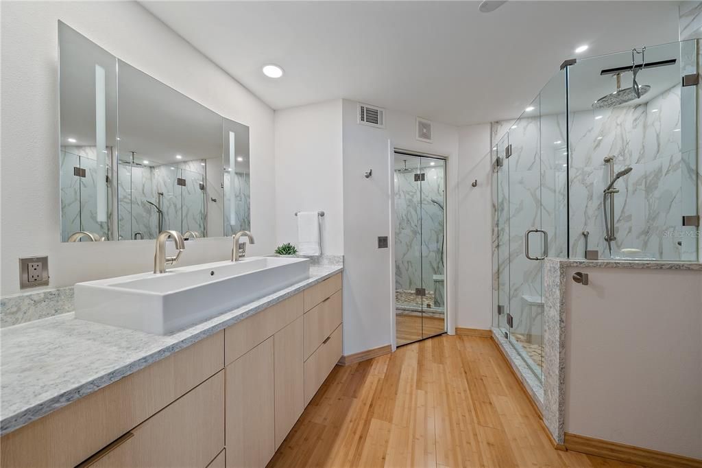 For Sale: $874,500 (2 beds, 2 baths, 1601 Square Feet)