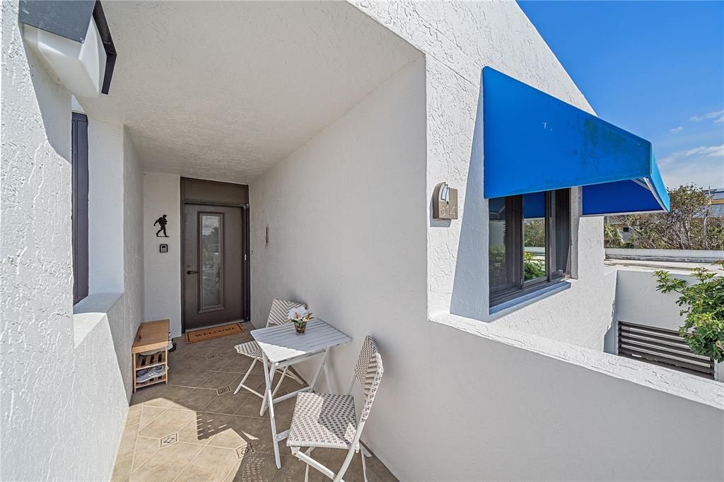 For Sale: $874,500 (2 beds, 2 baths, 1601 Square Feet)