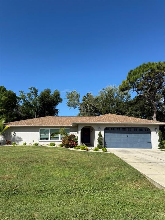 For Rent: $3,500 (3 beds, 2 baths, 1740 Square Feet)