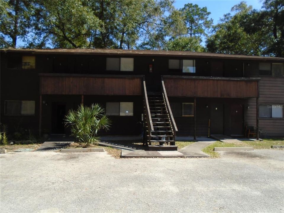 Recently Rented: $695 (1 beds, 1 baths, 600 Square Feet)