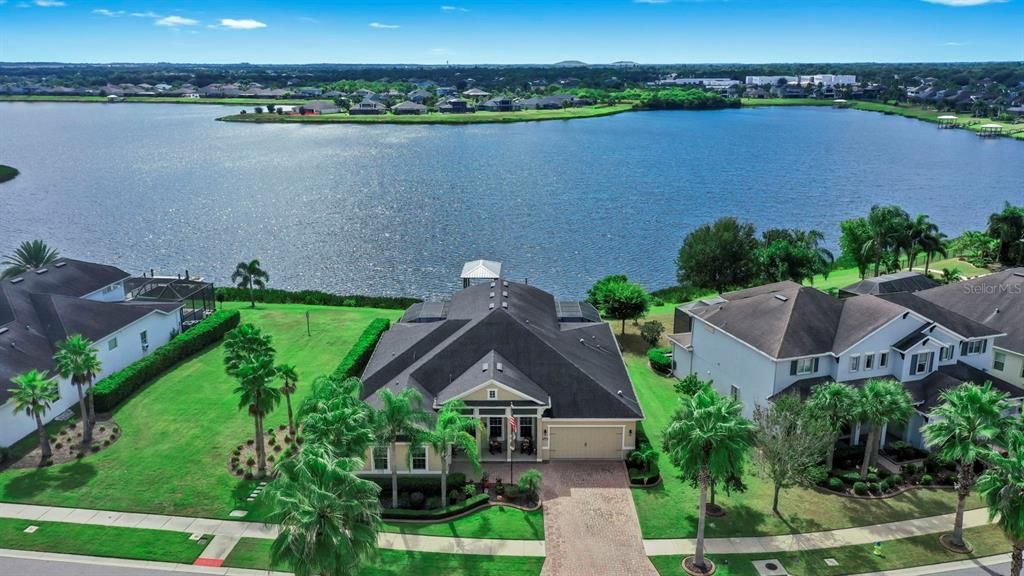 Active With Contract: $935,000 (4 beds, 4 baths, 3708 Square Feet)