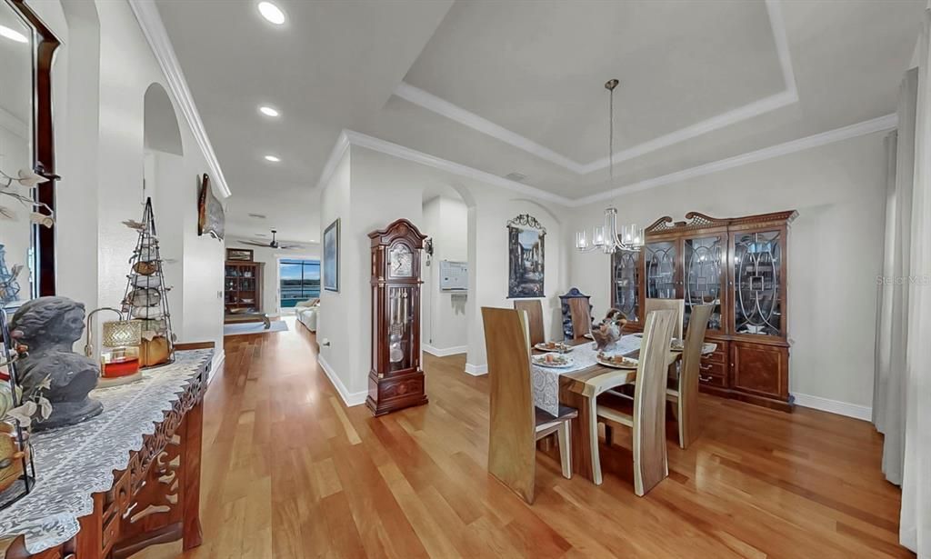 Active With Contract: $935,000 (4 beds, 4 baths, 3708 Square Feet)