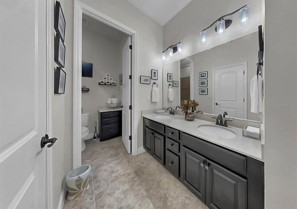 Active With Contract: $935,000 (4 beds, 4 baths, 3708 Square Feet)