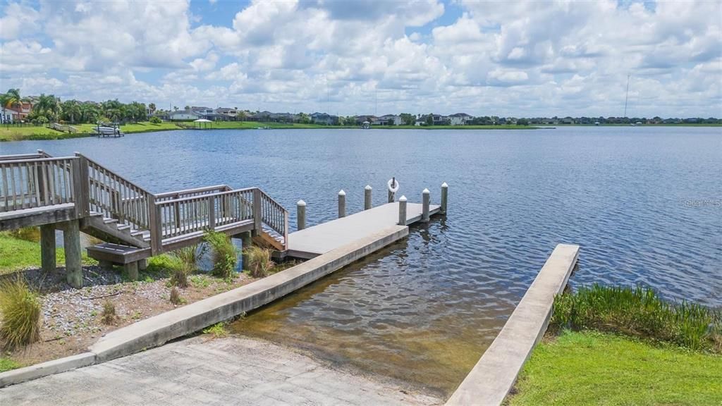 Active With Contract: $935,000 (4 beds, 4 baths, 3708 Square Feet)