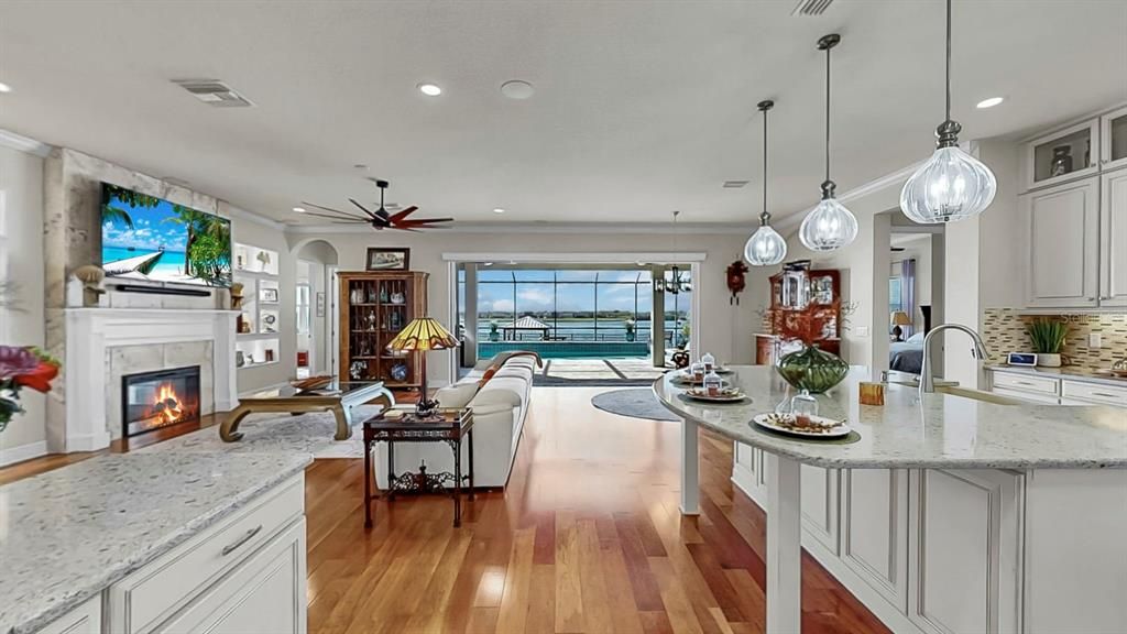 Active With Contract: $935,000 (4 beds, 4 baths, 3708 Square Feet)