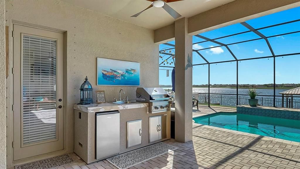 Active With Contract: $935,000 (4 beds, 4 baths, 3708 Square Feet)