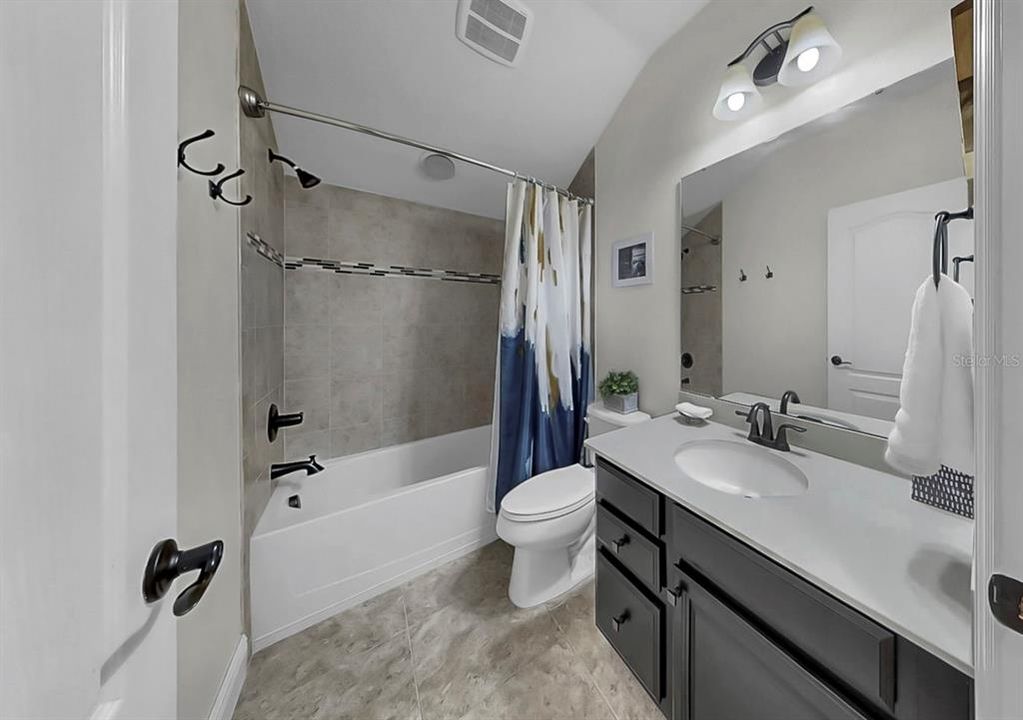 Active With Contract: $935,000 (4 beds, 4 baths, 3708 Square Feet)