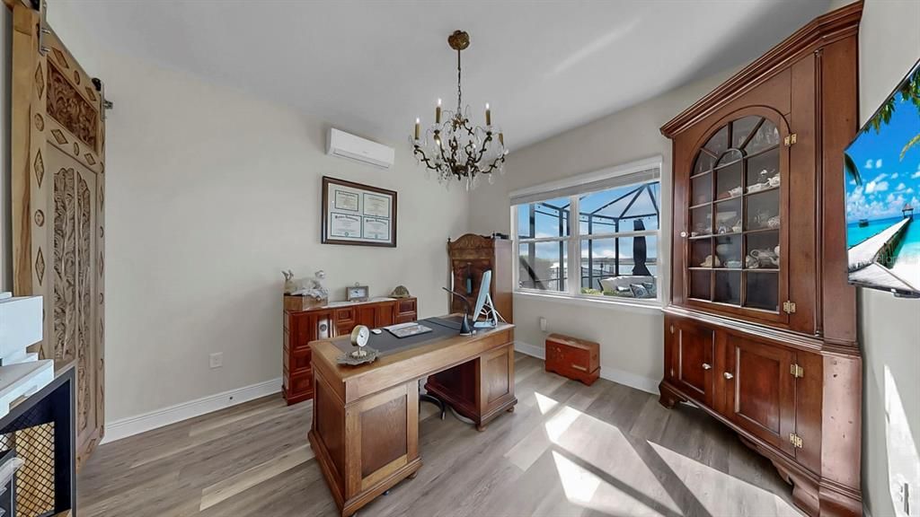 Active With Contract: $935,000 (4 beds, 4 baths, 3708 Square Feet)