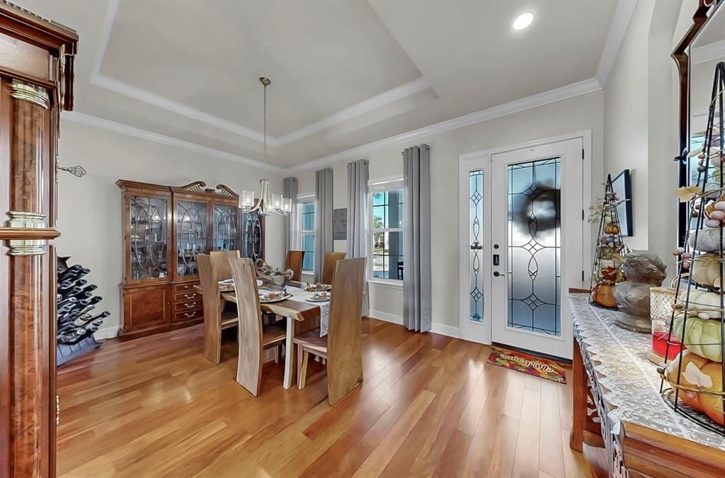 Active With Contract: $935,000 (4 beds, 4 baths, 3708 Square Feet)