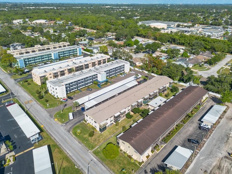 Active With Contract: $90,000 (1 beds, 1 baths, 610 Square Feet)