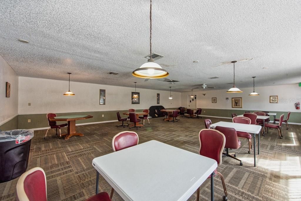 Active With Contract: $90,000 (1 beds, 1 baths, 610 Square Feet)