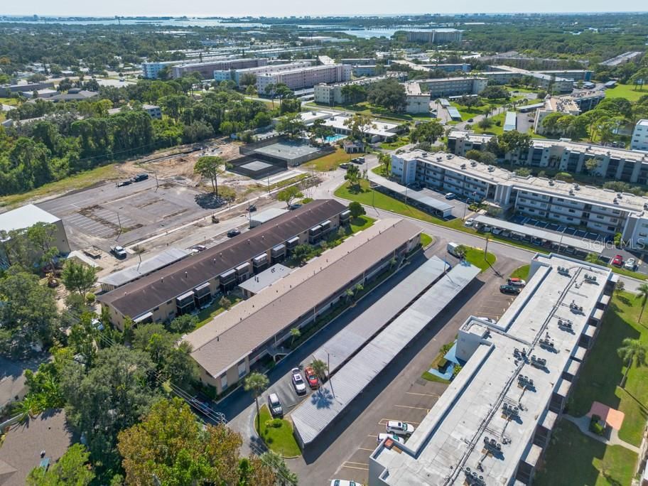 Active With Contract: $90,000 (1 beds, 1 baths, 610 Square Feet)