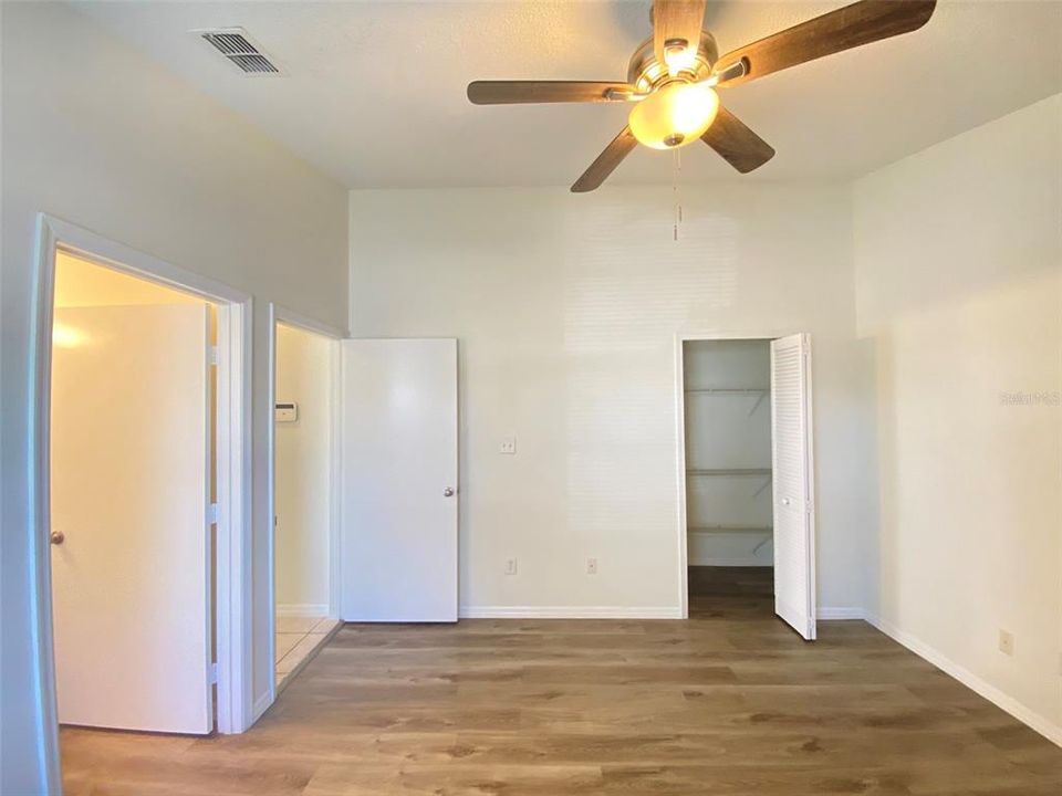 For Rent: $1,995 (3 beds, 2 baths, 1102 Square Feet)