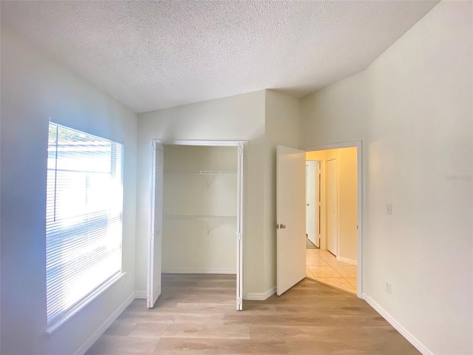 For Rent: $1,995 (3 beds, 2 baths, 1102 Square Feet)