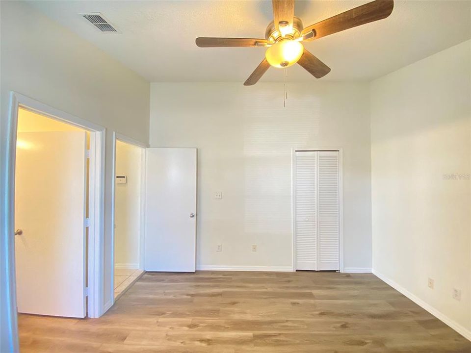 For Rent: $1,995 (3 beds, 2 baths, 1102 Square Feet)