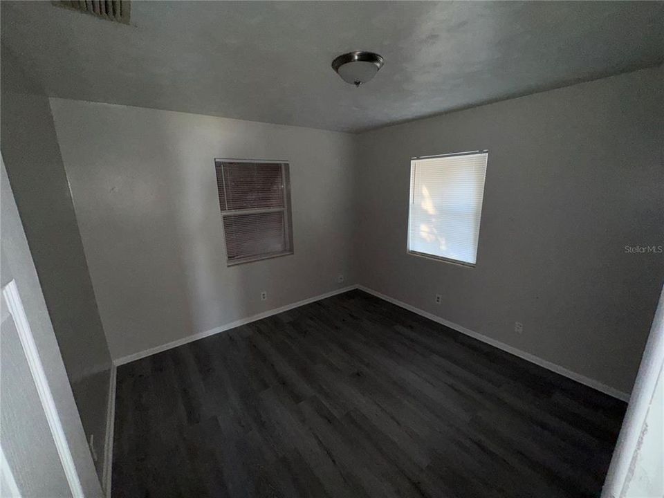 For Sale: $324,999 (4 beds, 0 baths, 1644 Square Feet)