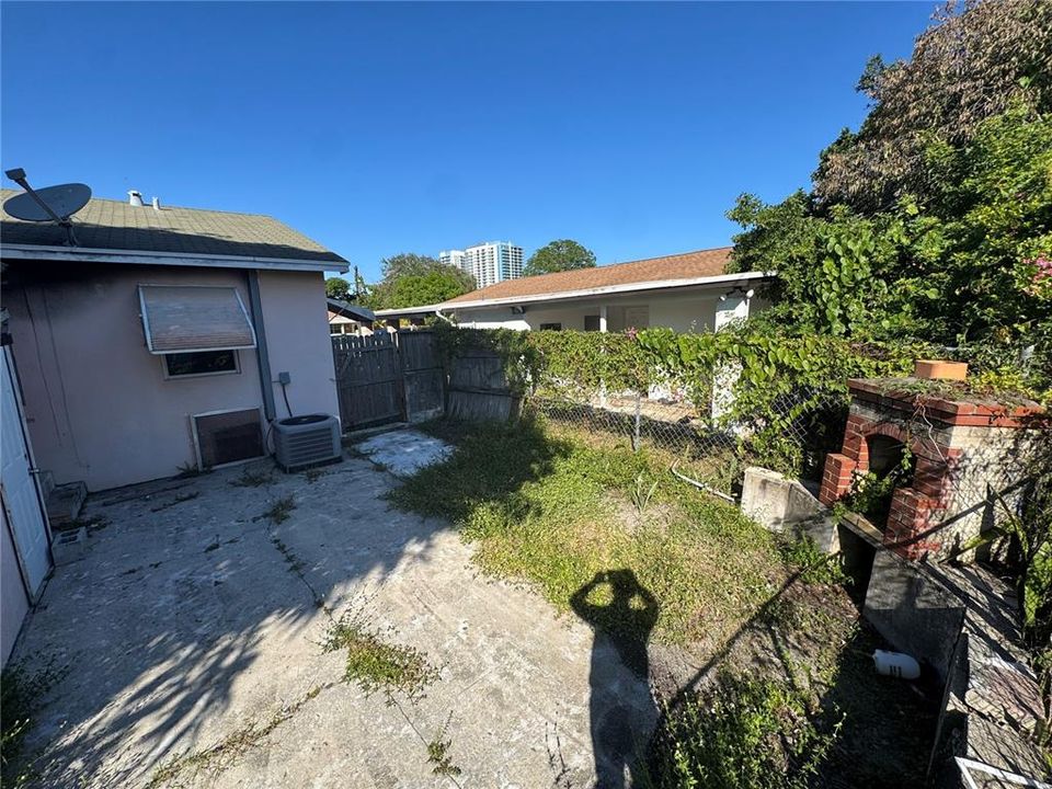 For Sale: $324,999 (4 beds, 0 baths, 1644 Square Feet)