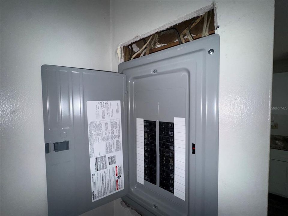 For Sale: $324,999 (4 beds, 0 baths, 1644 Square Feet)