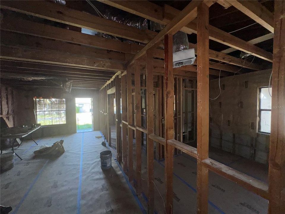 For Sale: $324,999 (4 beds, 0 baths, 1644 Square Feet)