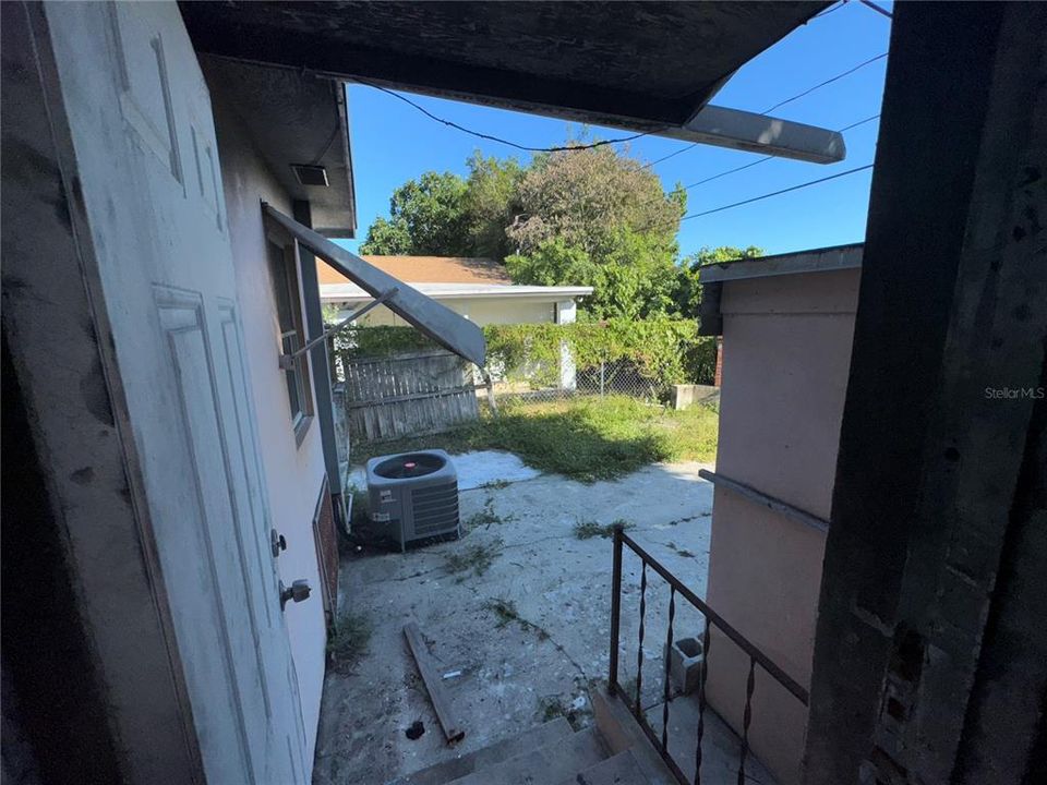 For Sale: $324,999 (4 beds, 0 baths, 1644 Square Feet)