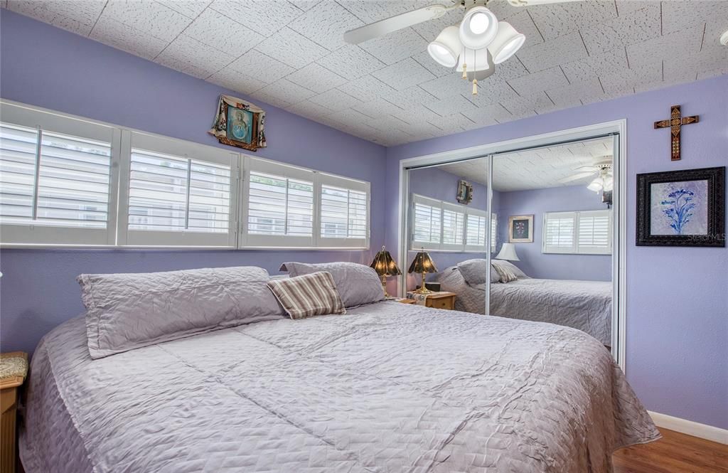 На продажу: $359,000 (3 спален, 2 ванн, 1272 Квадратных фут)