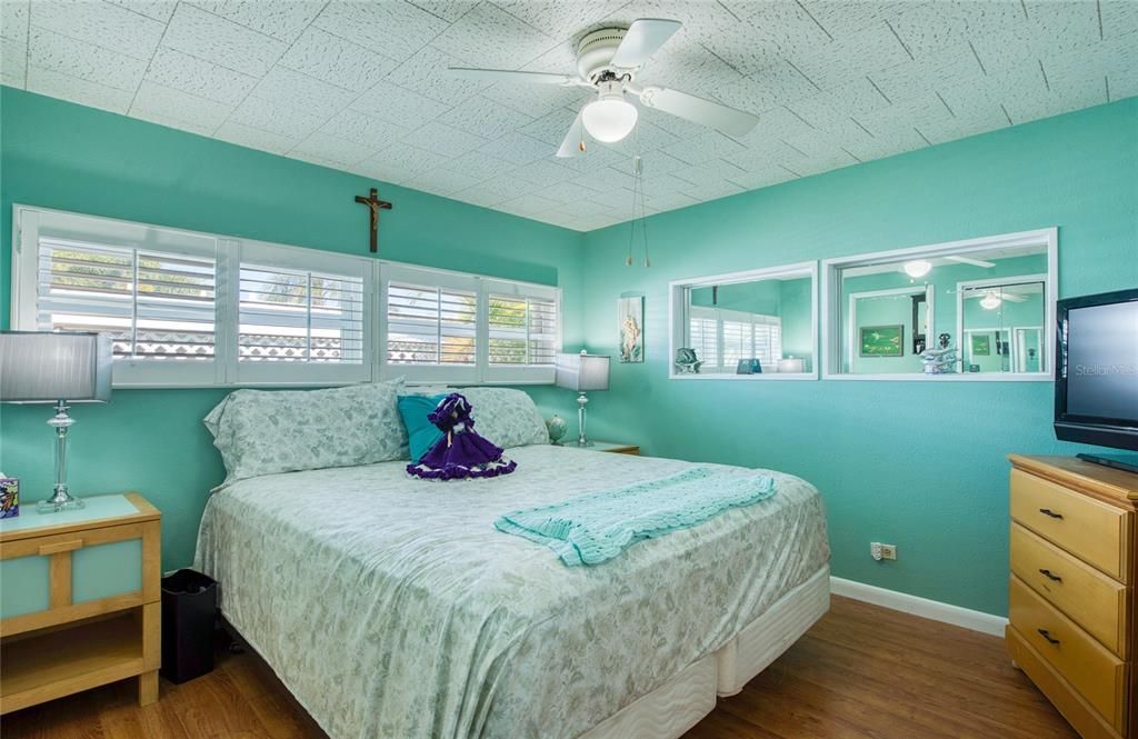 На продажу: $359,000 (3 спален, 2 ванн, 1272 Квадратных фут)