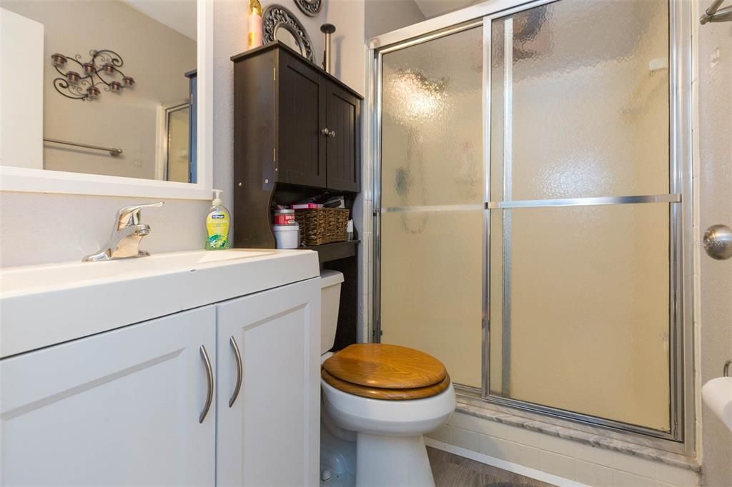 For Sale: $335,000 (3 beds, 2 baths, 1068 Square Feet)
