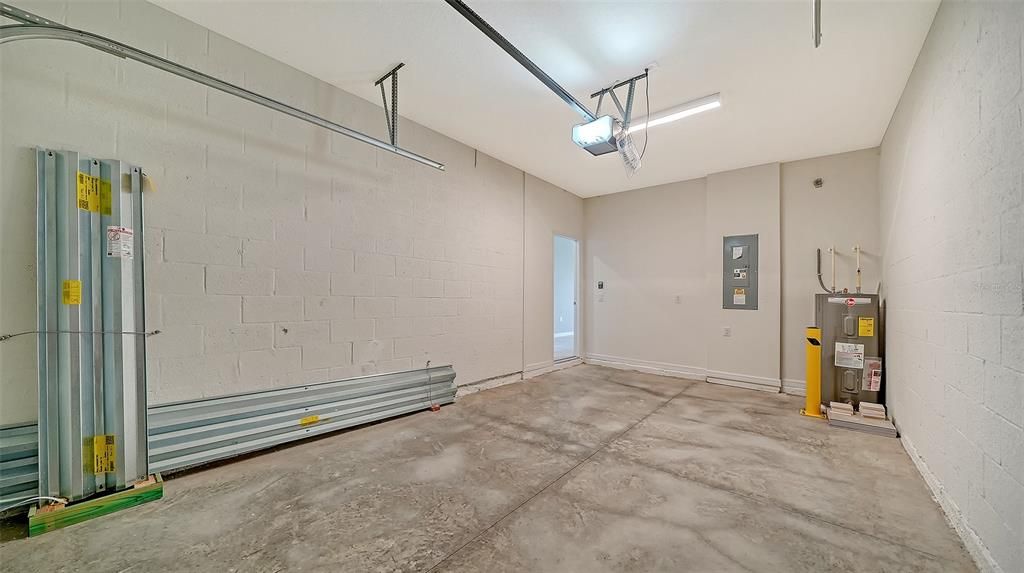 Active With Contract: $359,990 (3 beds, 2 baths, 1790 Square Feet)