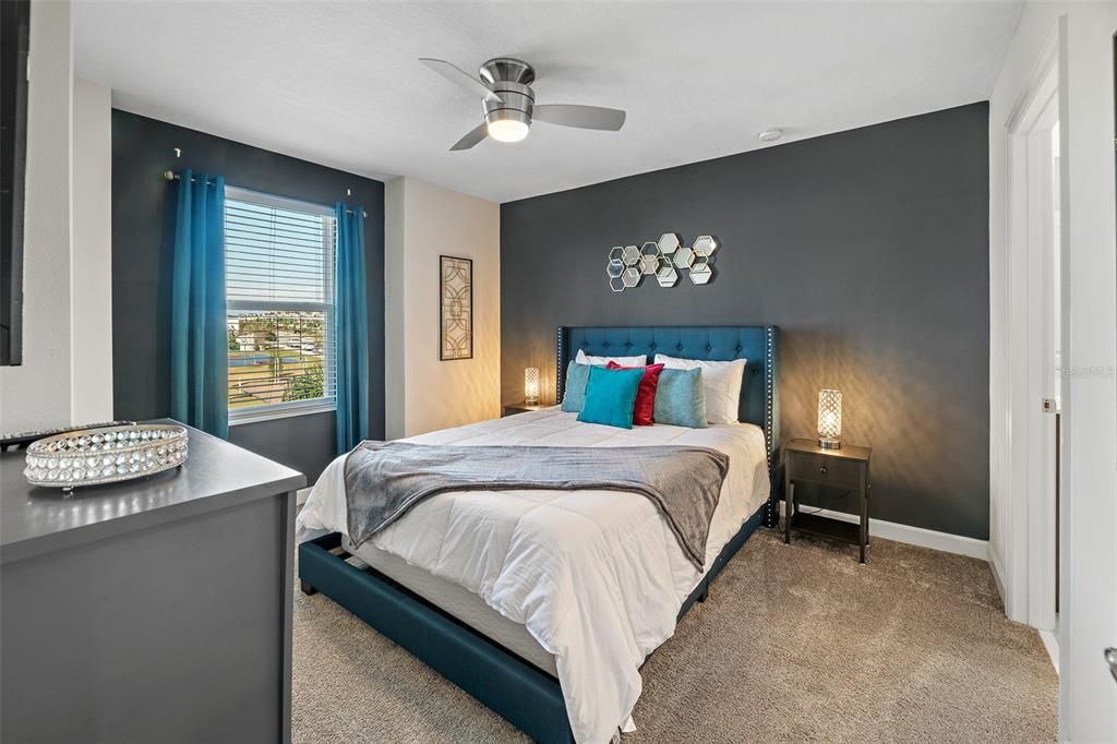 For Sale: $699,000 (7 beds, 6 baths, 3339 Square Feet)