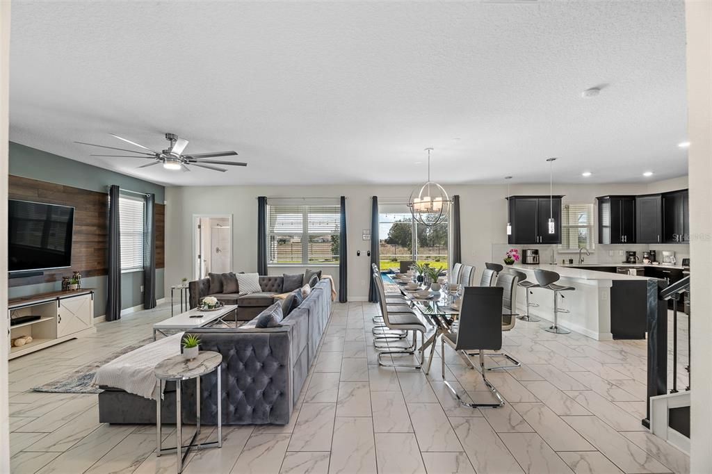 For Sale: $699,000 (7 beds, 6 baths, 3339 Square Feet)