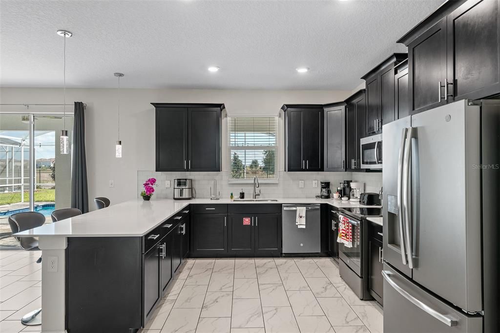 For Sale: $699,000 (7 beds, 6 baths, 3339 Square Feet)