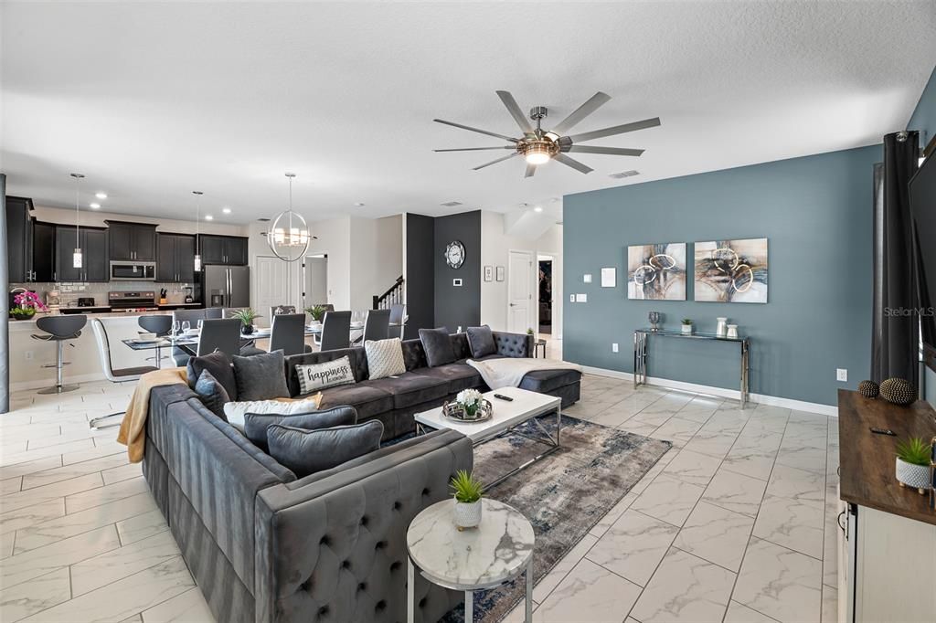 For Sale: $699,000 (7 beds, 6 baths, 3339 Square Feet)