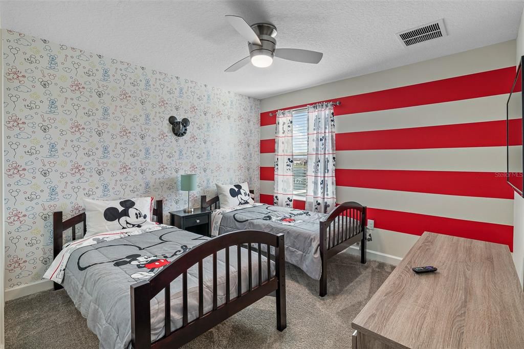 For Sale: $699,000 (7 beds, 6 baths, 3339 Square Feet)