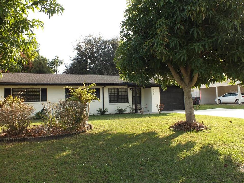 Active With Contract: $255,000 (3 beds, 2 baths, 1249 Square Feet)