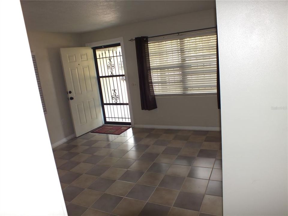 Active With Contract: $255,000 (3 beds, 2 baths, 1249 Square Feet)