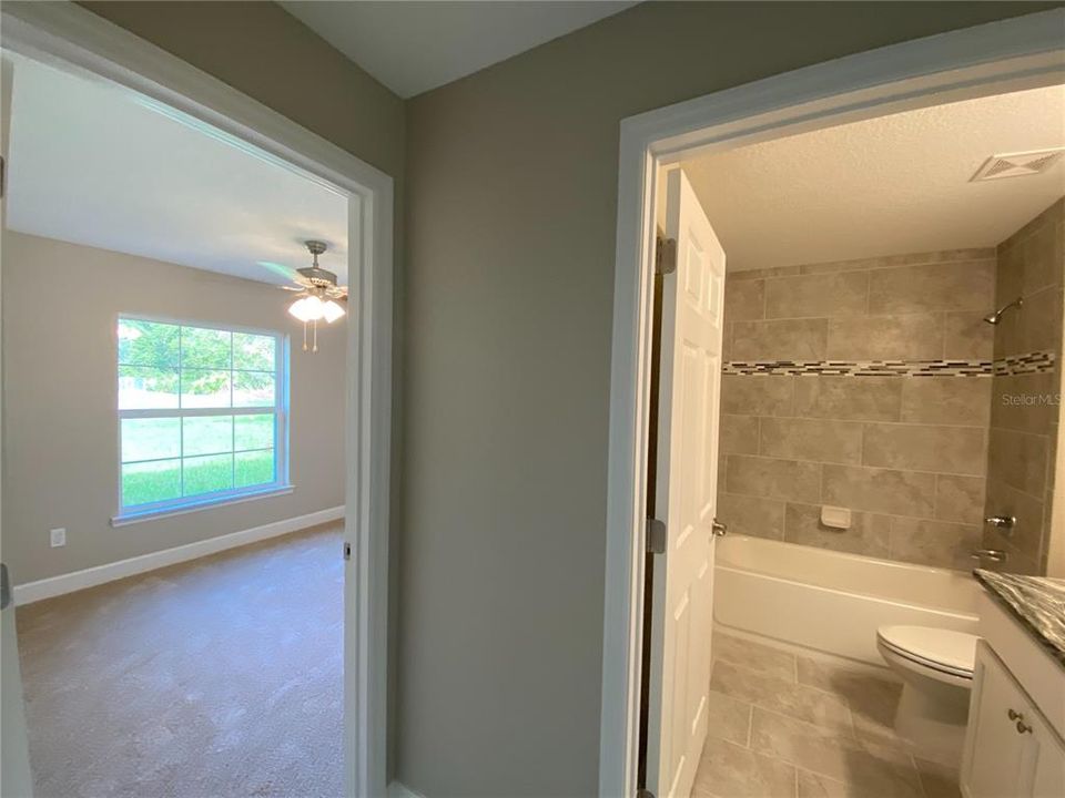 For Rent: $1,695 (3 beds, 2 baths, 1335 Square Feet)