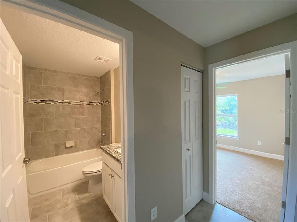 For Rent: $1,695 (3 beds, 2 baths, 1335 Square Feet)