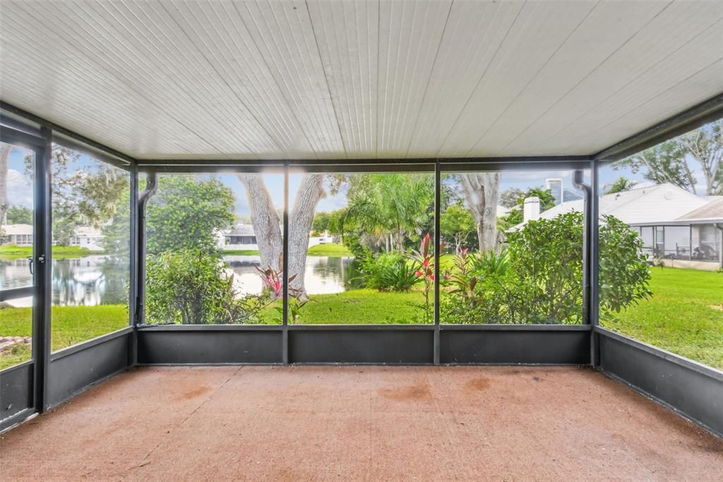 Active With Contract: $400,000 (4 beds, 2 baths, 1320 Square Feet)