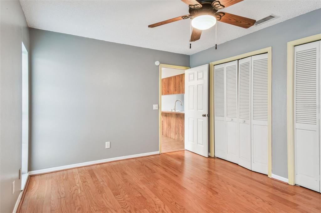 Active With Contract: $400,000 (4 beds, 2 baths, 1320 Square Feet)