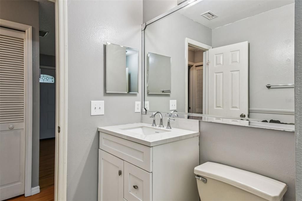 Active With Contract: $400,000 (4 beds, 2 baths, 1320 Square Feet)