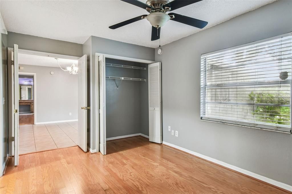 Active With Contract: $400,000 (4 beds, 2 baths, 1320 Square Feet)