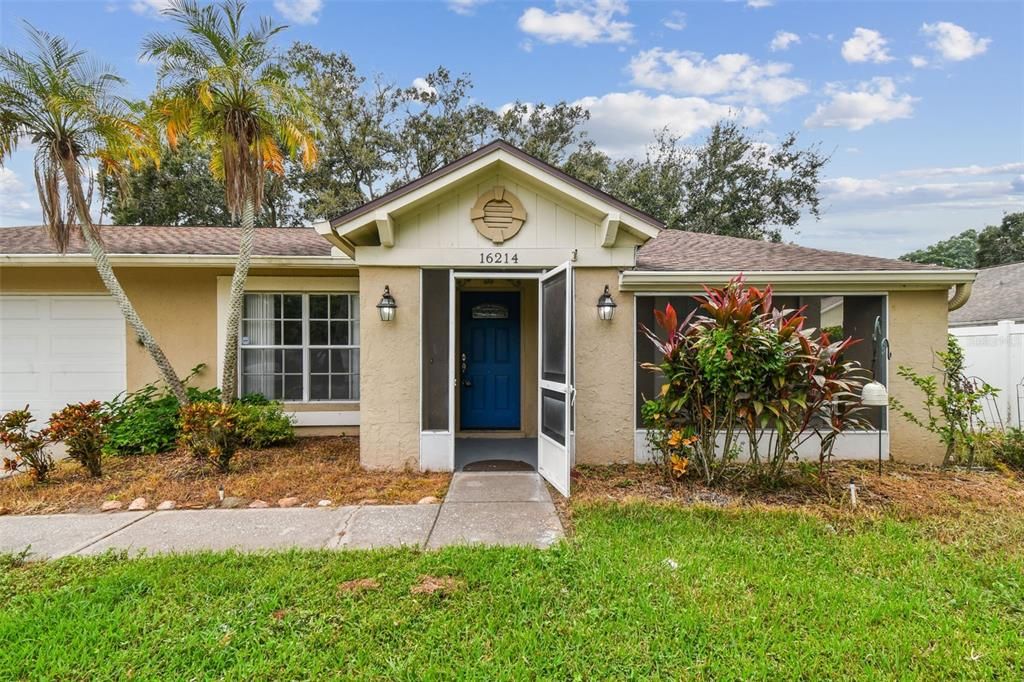 Active With Contract: $400,000 (4 beds, 2 baths, 1320 Square Feet)