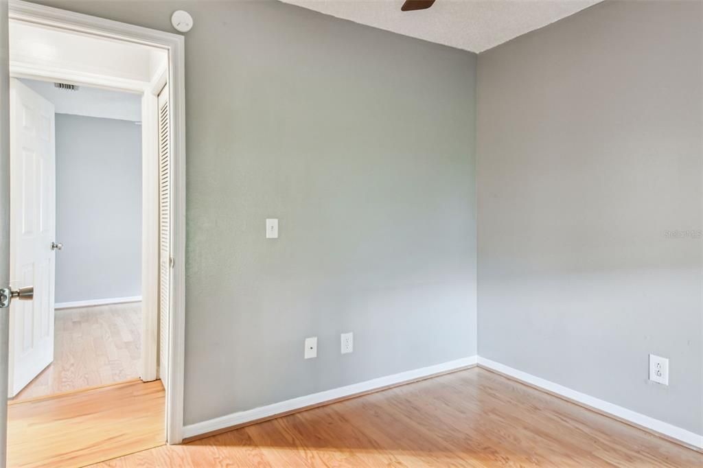 Active With Contract: $400,000 (4 beds, 2 baths, 1320 Square Feet)