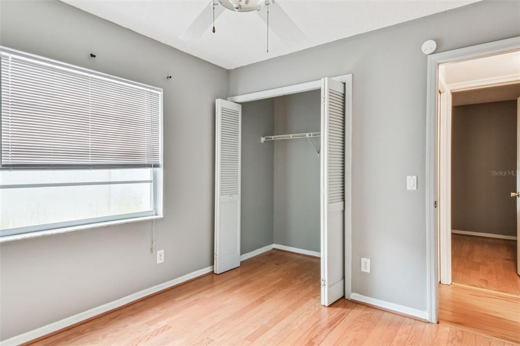 Active With Contract: $400,000 (4 beds, 2 baths, 1320 Square Feet)