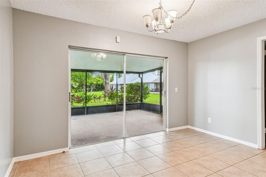 Active With Contract: $400,000 (4 beds, 2 baths, 1320 Square Feet)