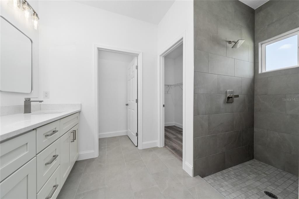 For Sale: $314,900 (4 beds, 2 baths, 1503 Square Feet)