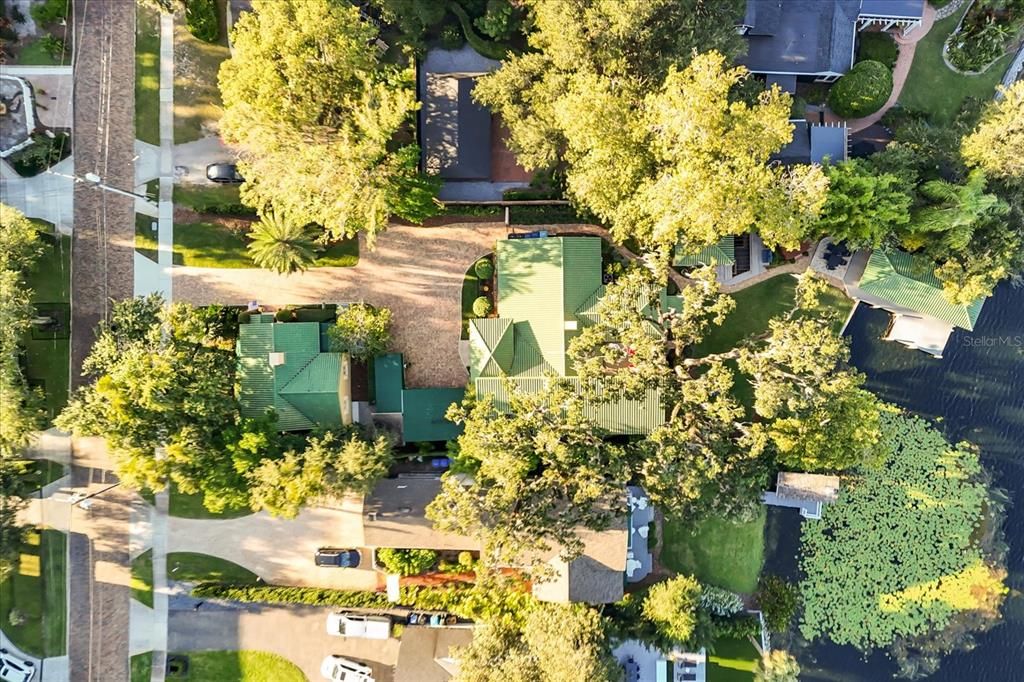 For Sale: $3,599,000 (5 beds, 6 baths, 4143 Square Feet)