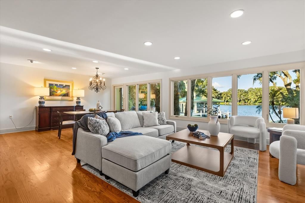 For Sale: $3,599,000 (5 beds, 6 baths, 4143 Square Feet)