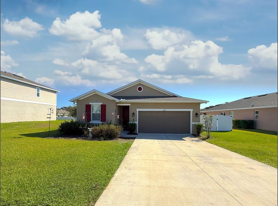 For Sale: $359,900 (4 beds, 2 baths, 1928 Square Feet)